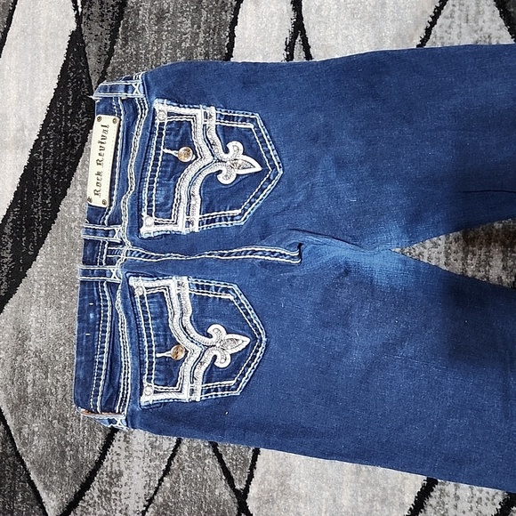 ROCK REVIVAL JANELLE EMBROIDERED RHINESTONES STUDDED BOOT-LEG DENIM JEAN - Picture 11 of 15